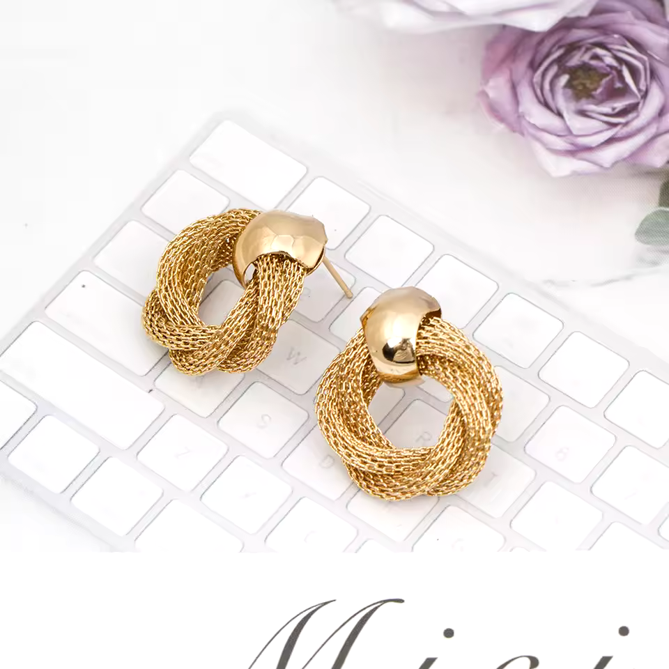 Vintage Twisted Circle Dangle Earrings