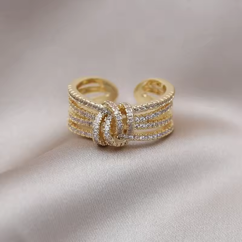 Elegant Cross Knotted Ring